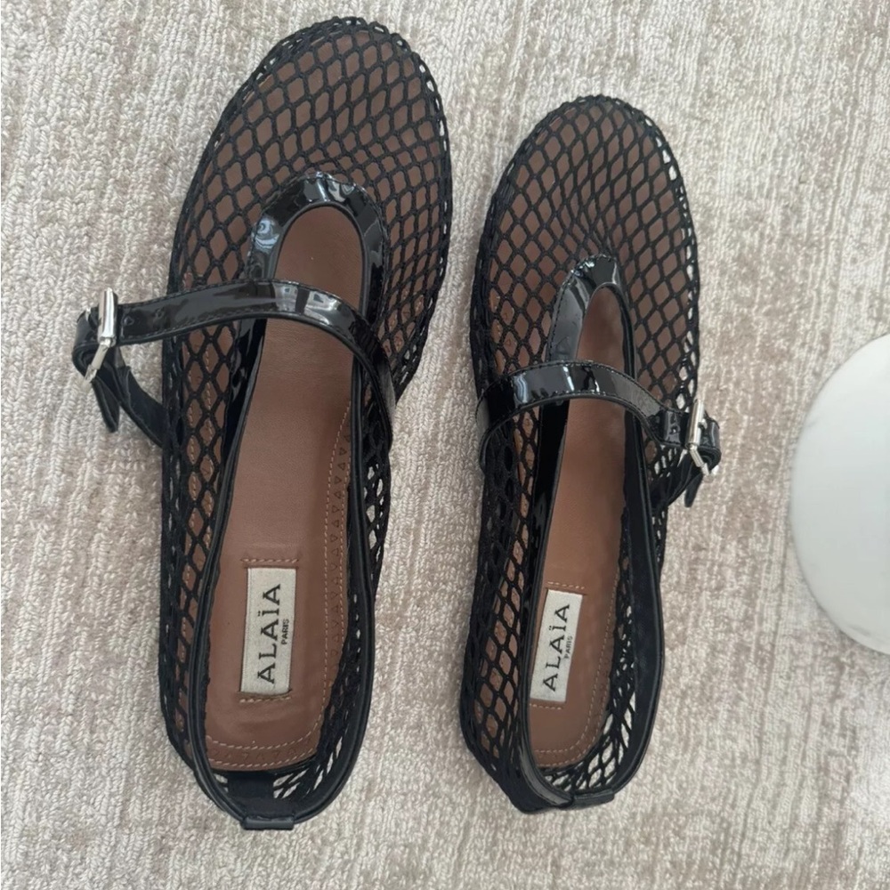 Black Mesh Alaia Ballet Flats. Size 39.